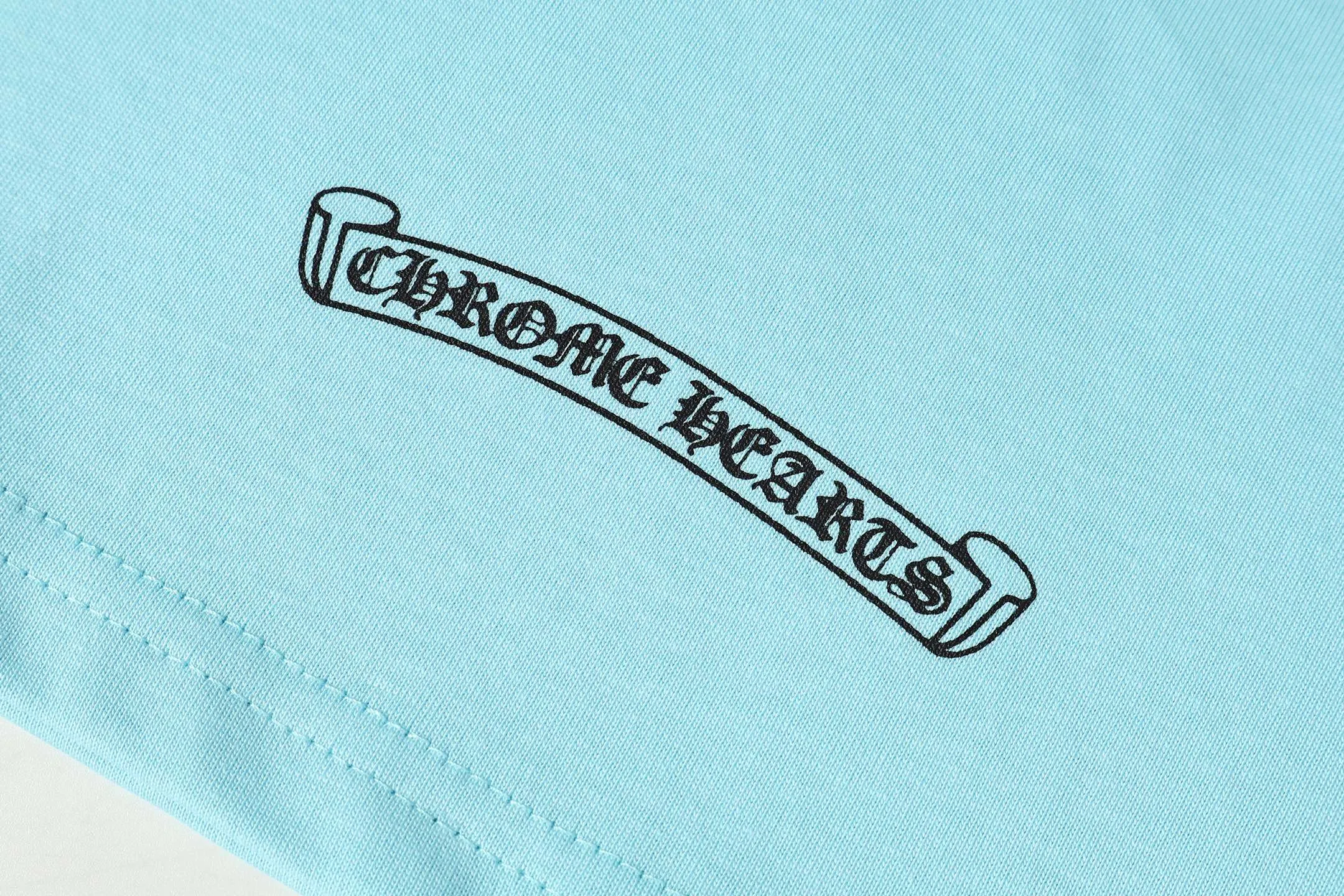 P160 Cross-border quantity model. If you pursue quality, please do not place an order. -Chrome Hearts/Chrome Hearts Sanskrit color printed graffiti ✍️Best-selling long-sleeved T-shirt -High weight, high density and high quality. The wool is soft, delicate and skin-friendly. It feels soft and silky. It has excellent warmth and skin-friendly properties.